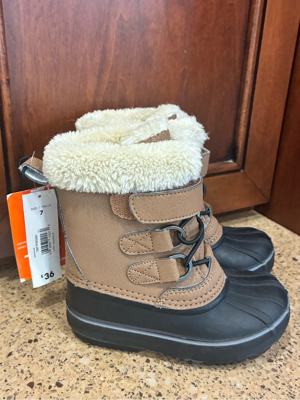 NWT Joe Fresh Toddler Winter Snow Boots Brown Black Size 7